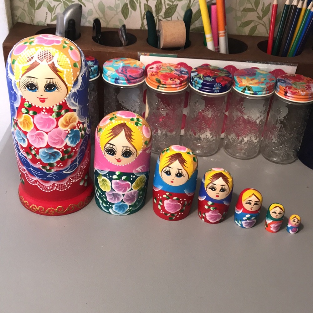 Russian Nesting Dolls Matryoshka (7 piece set) wooden hand painted